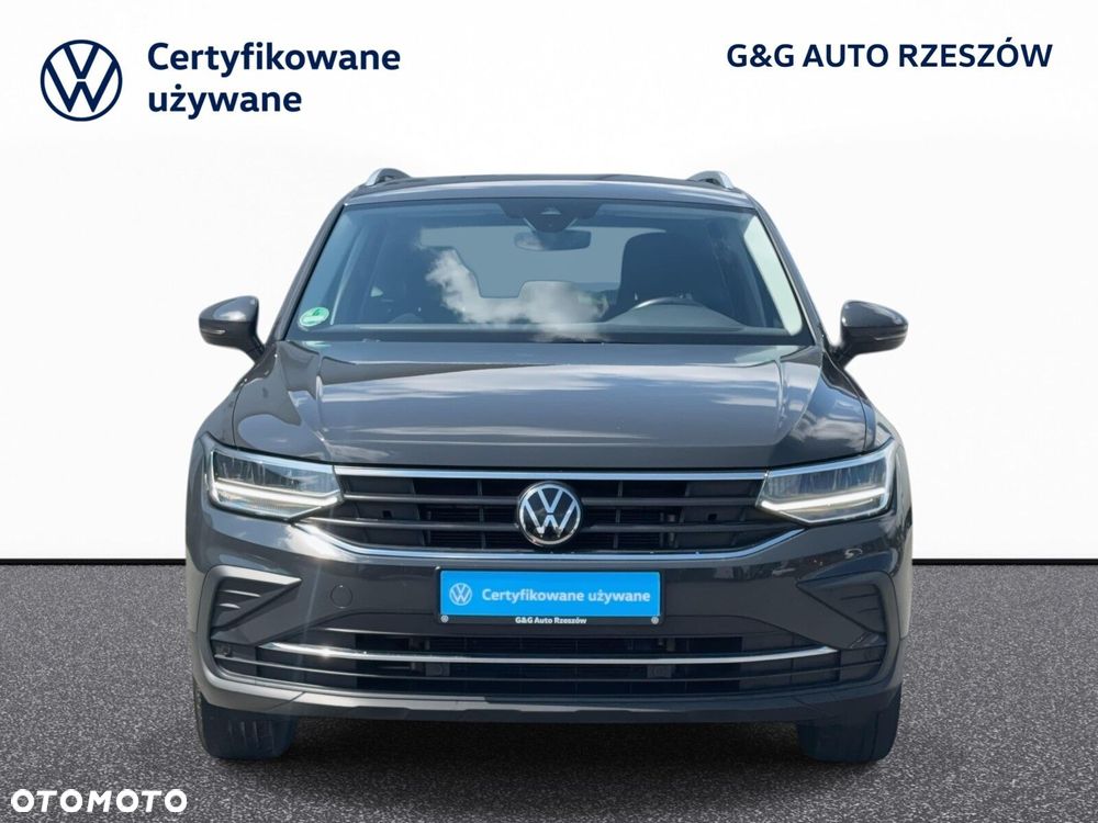 Volkswagen Tiguan - 6