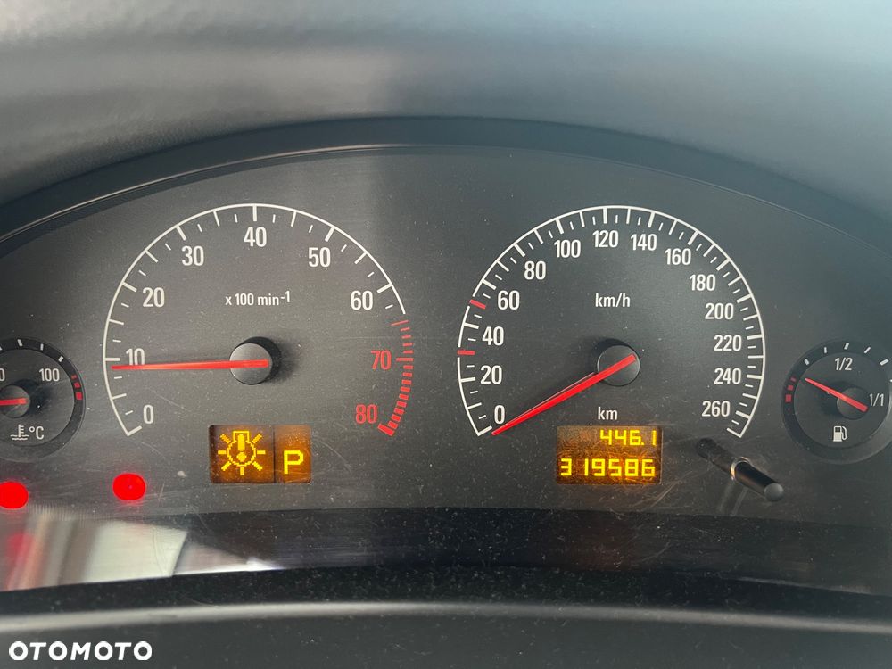 Opel Vectra 2.2 Cosmo ActiveSelect - 17