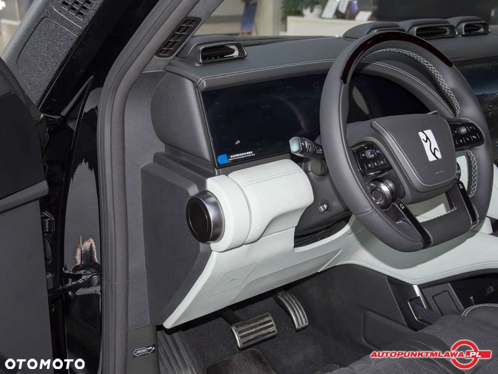 BYD Yangwang U8 - 12