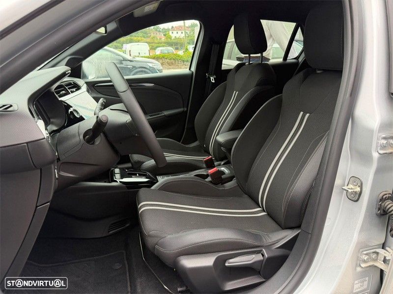 Opel Corsa-e 50 kWh GS — fotografia 14