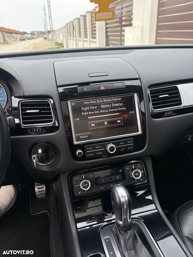 Volkswagen Touareg 3.0 V6 TDI BMT - 10