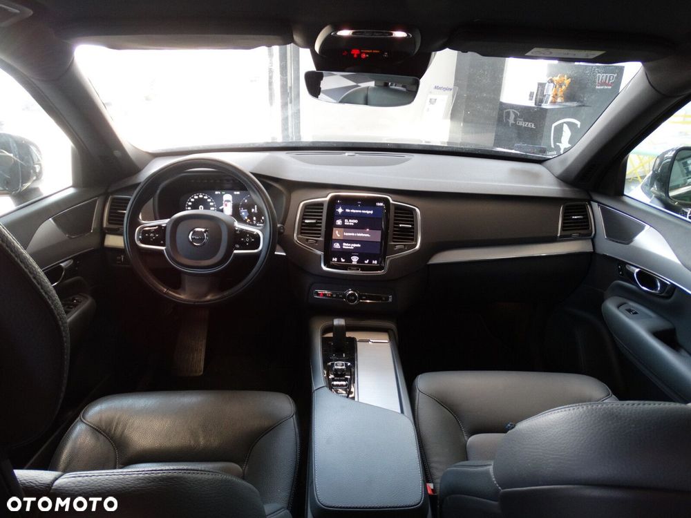 Volvo XC 90 - 28