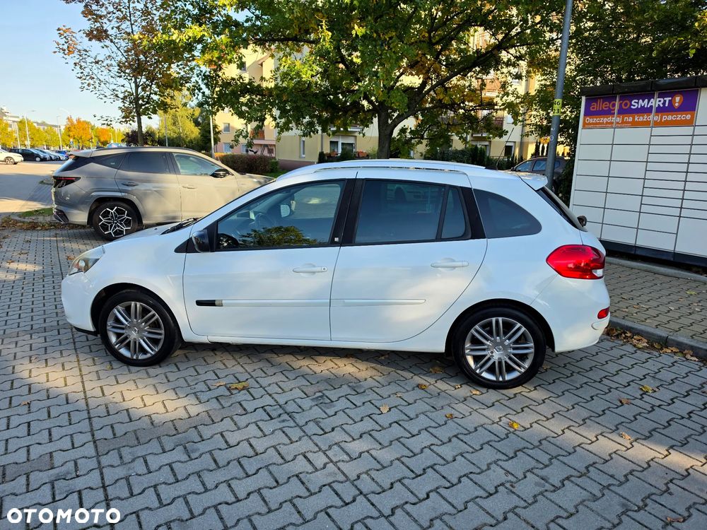 Renault Clio - 16