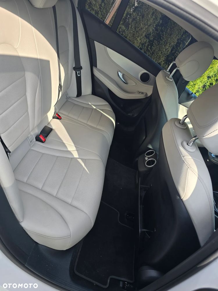 Mercedes-Benz Klasa C 200 7G-TRONIC - 7