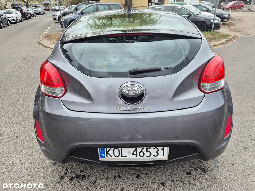 Hyundai Veloster 1.6 Premium - 6