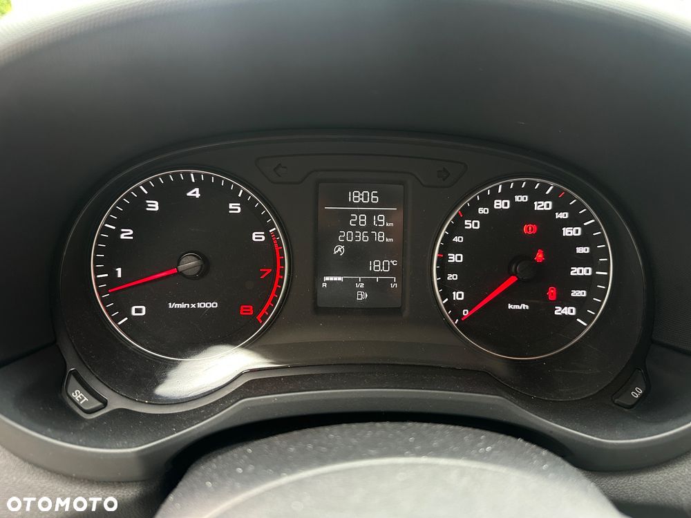 Audi A1 3-drzwiowe 1.4 TFSI admired - 10