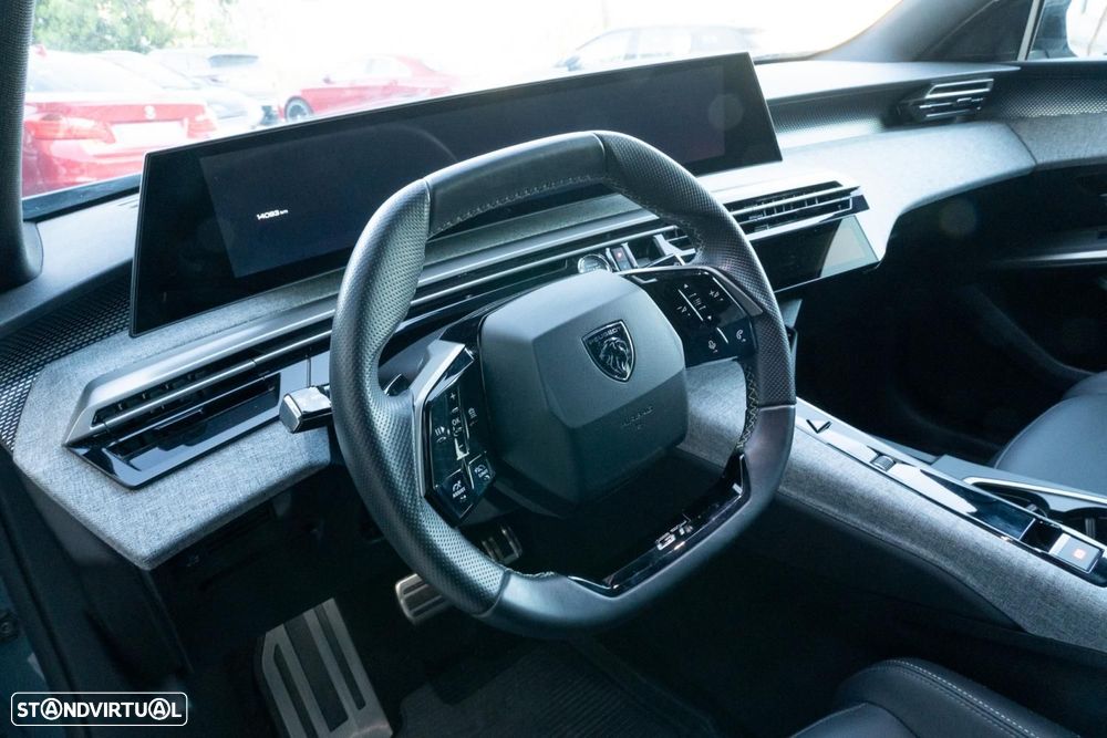 Peugeot 3008 1.2 Hybrid GT e-DCS6 - 8