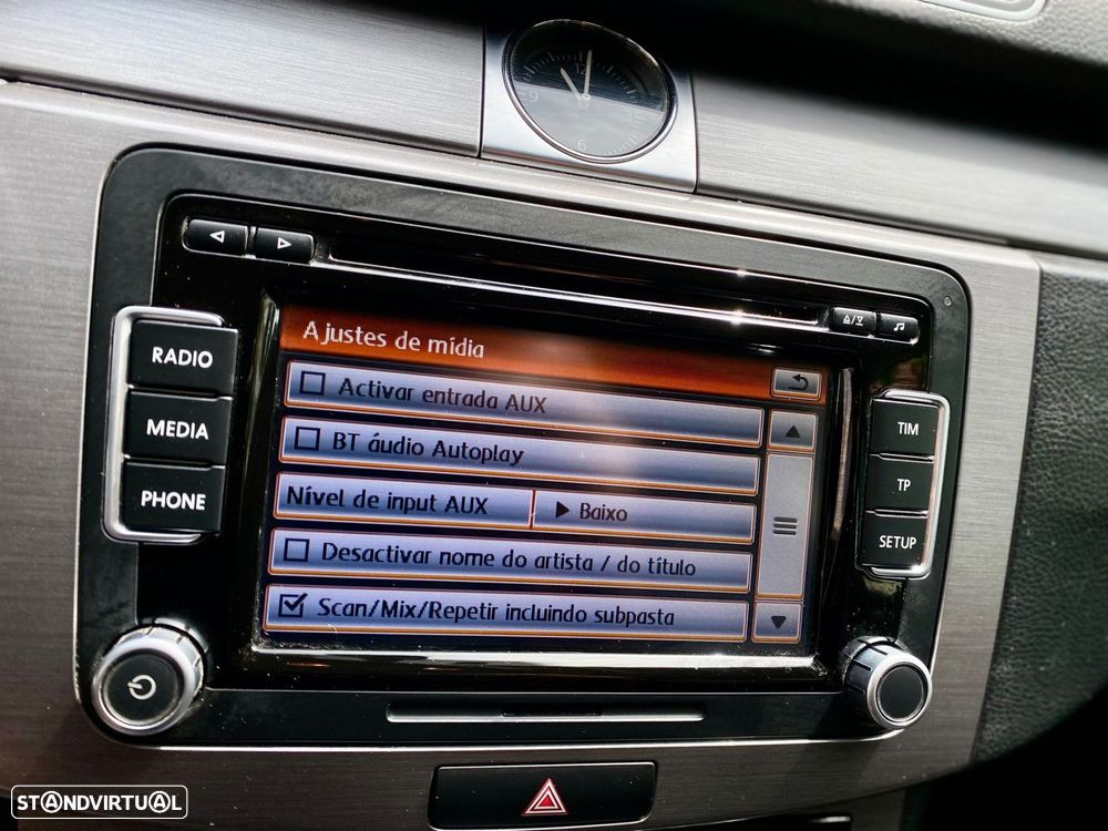 VW Passat 1.6 TDI BlueMotion - 17