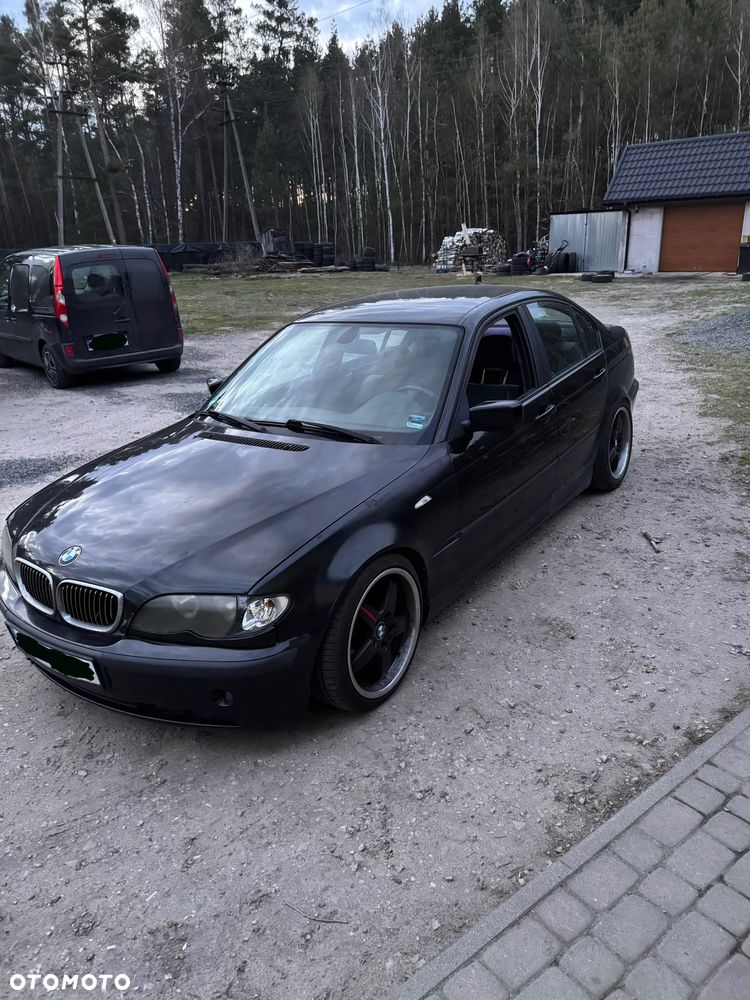BMW Seria 3 325i - 1