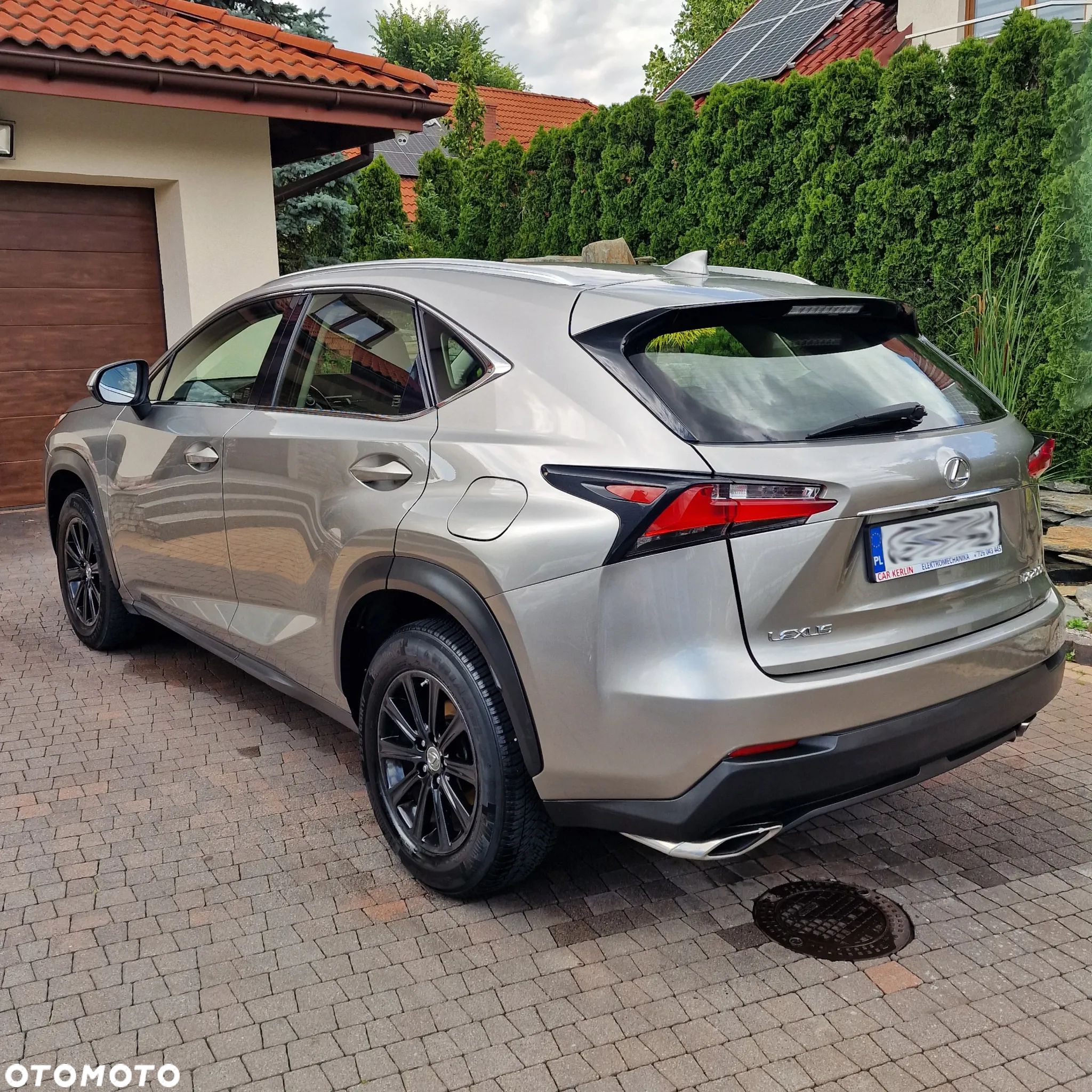 Lexus NX 200t Comfort AWD - 2