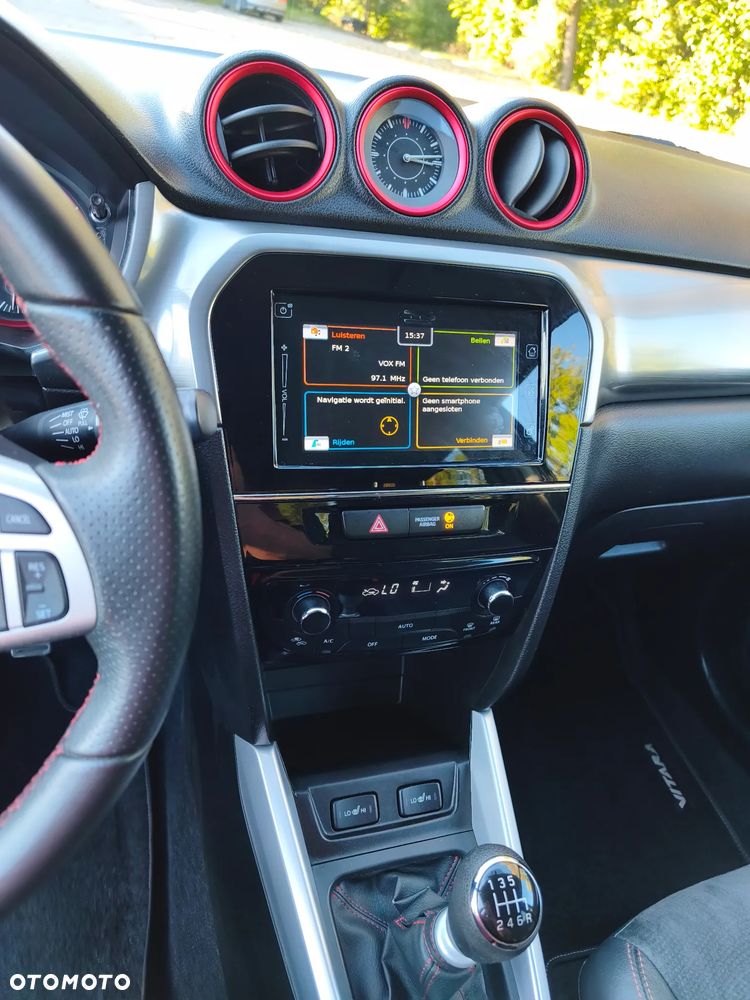Suzuki Vitara 1.4 Boosterjet Premium 2WD - 23