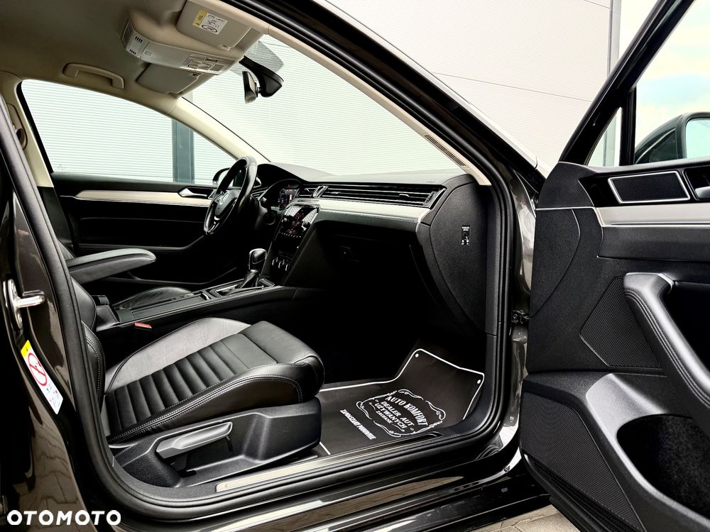 Volkswagen Passat 1.6 TDI SCR DSG - 28