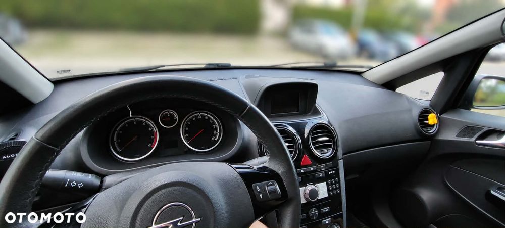 Opel Corsa - 3