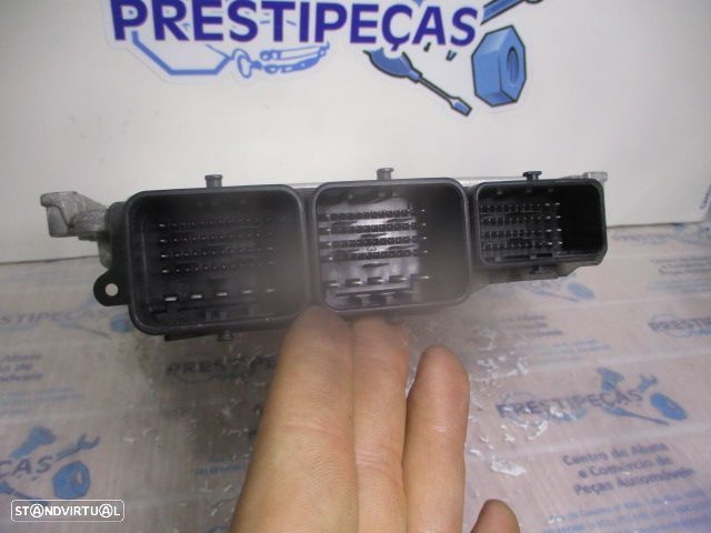 Centralina 0281019172  DX2312C520V   DX233K772AC    BJ3214C579AC   JAGUAR XF 2013 2.2D AUT 200CV 4P CINZA BOSCH - 4