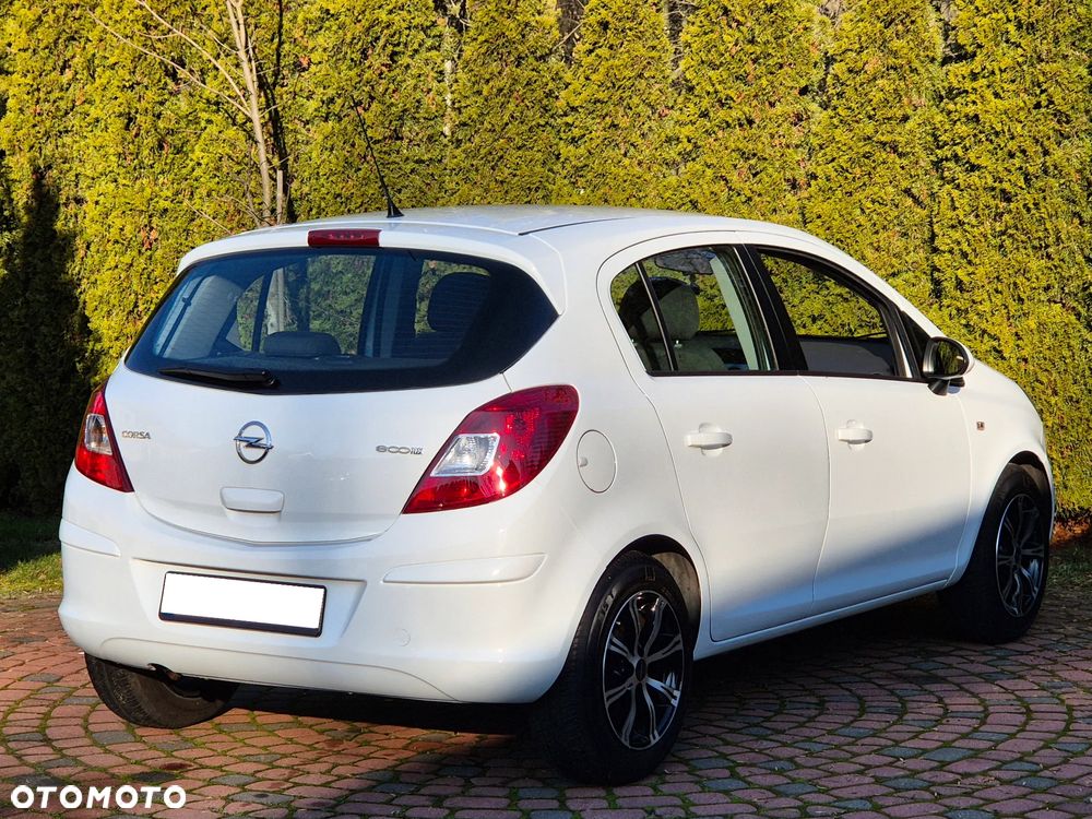 Opel Corsa 1.2 16V Edition / Active - 19