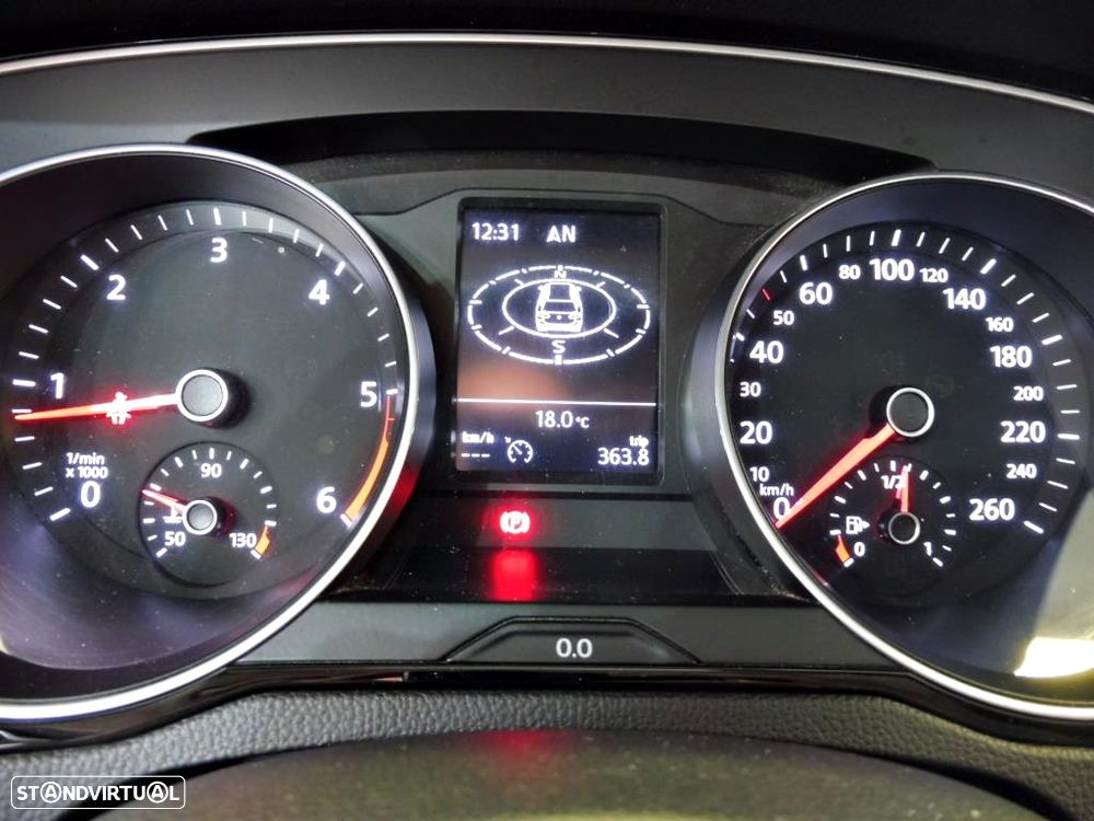 VW Passat Variant 1.6 TDI Confortline - 4