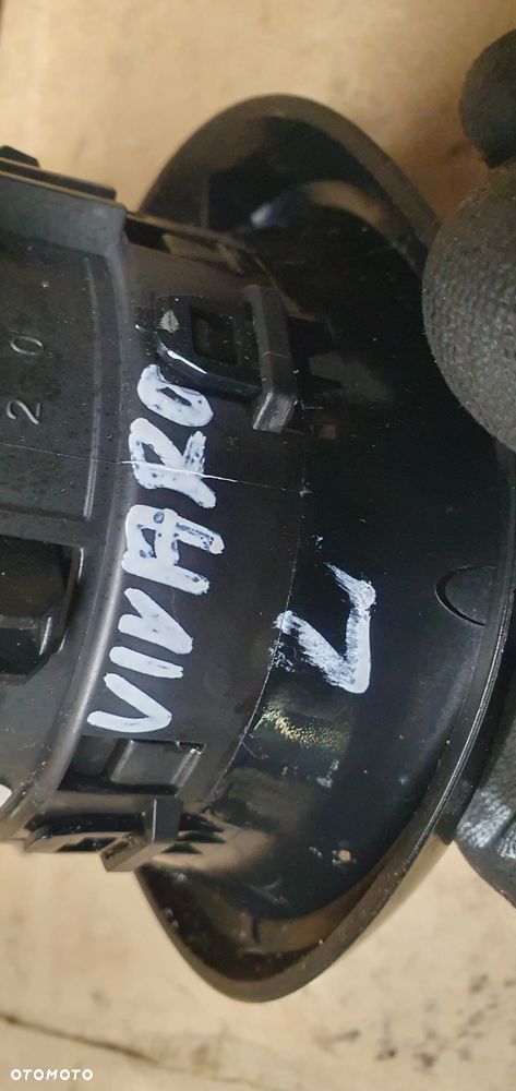 Kratka nawiewu powietrza prawa lewa Opel Vivaro B Trafic III 687606325R - 8