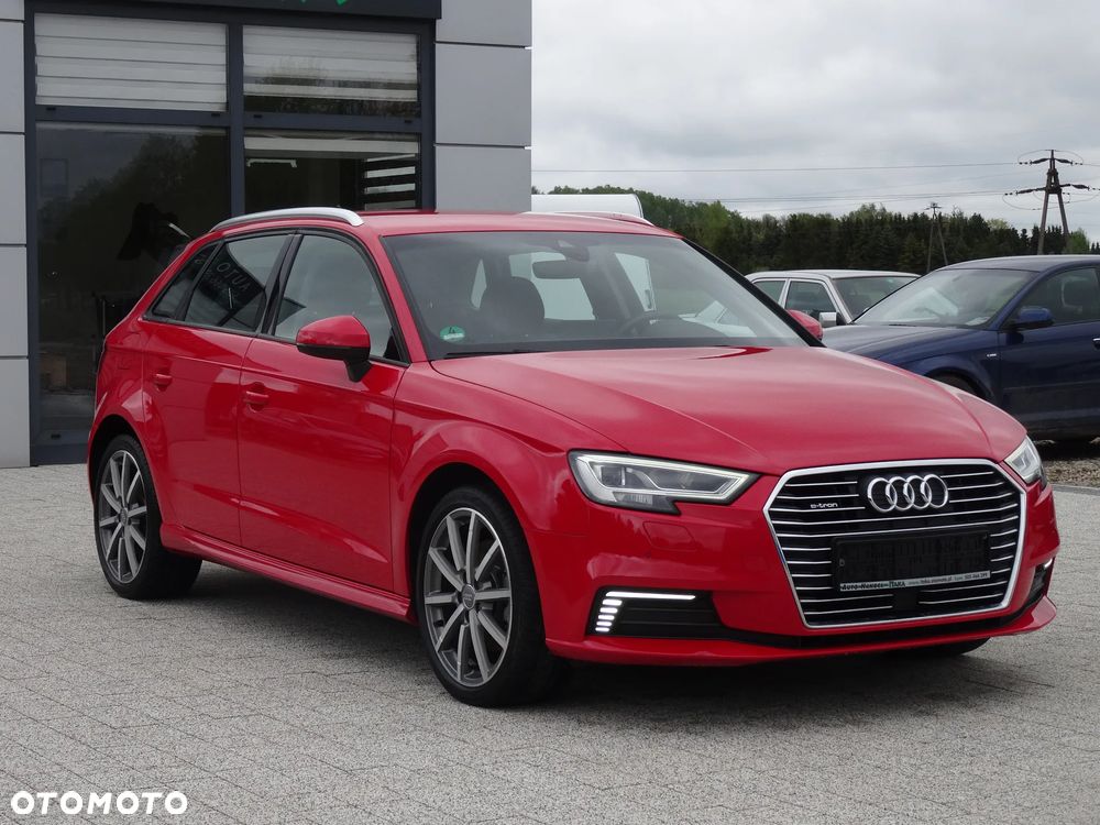 Audi A3 Sportback 1.4 TFSI CoD ultra Attraction S tronic - 1