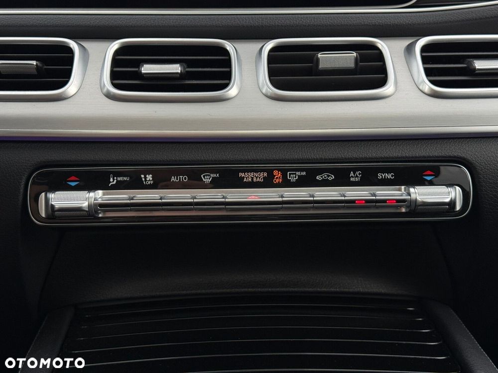 Mercedes-Benz GLE 300 d 4-Matic Premium Plus - 25