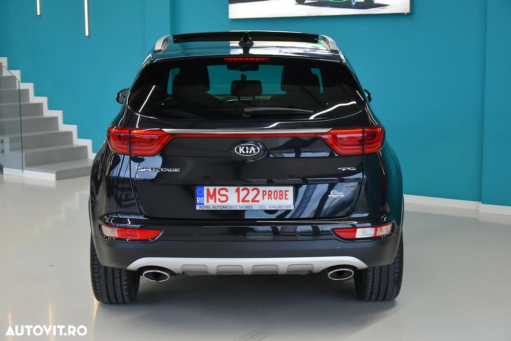 Kia Sportage - 10