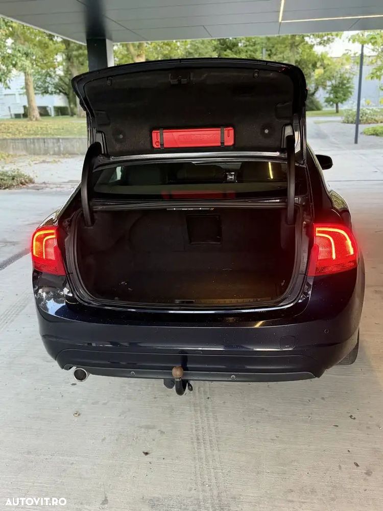 Volvo S60 - 3