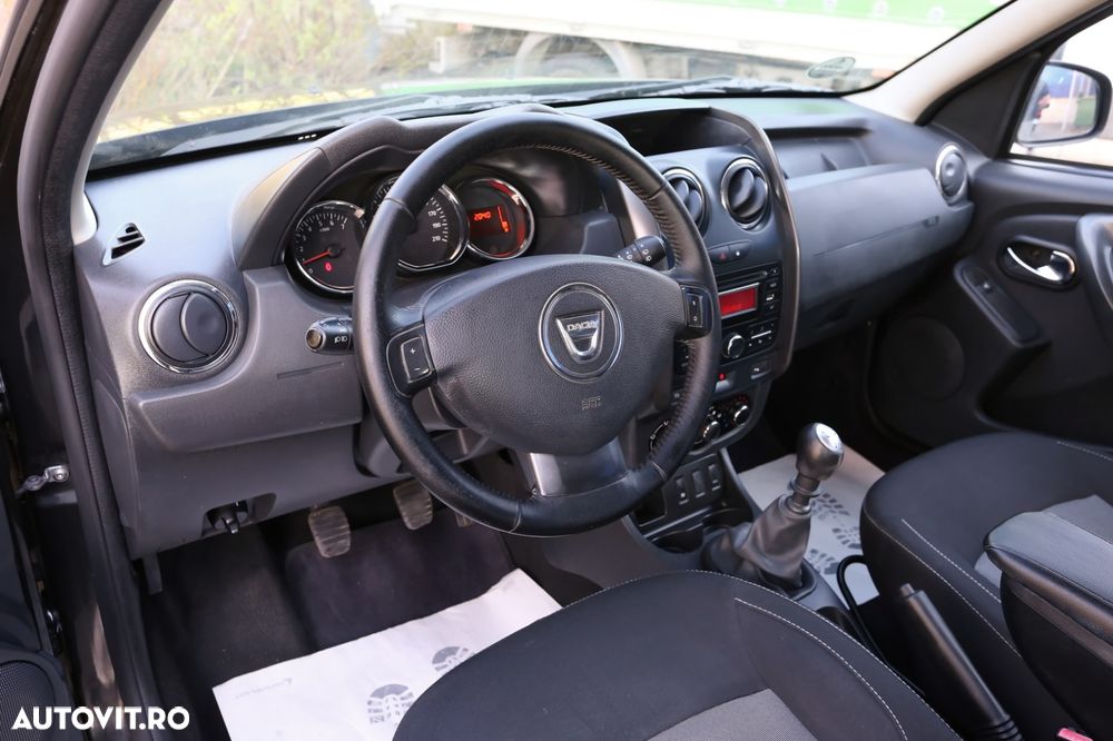Dacia Duster 1.5 dCi 4x2 Prestige - 23