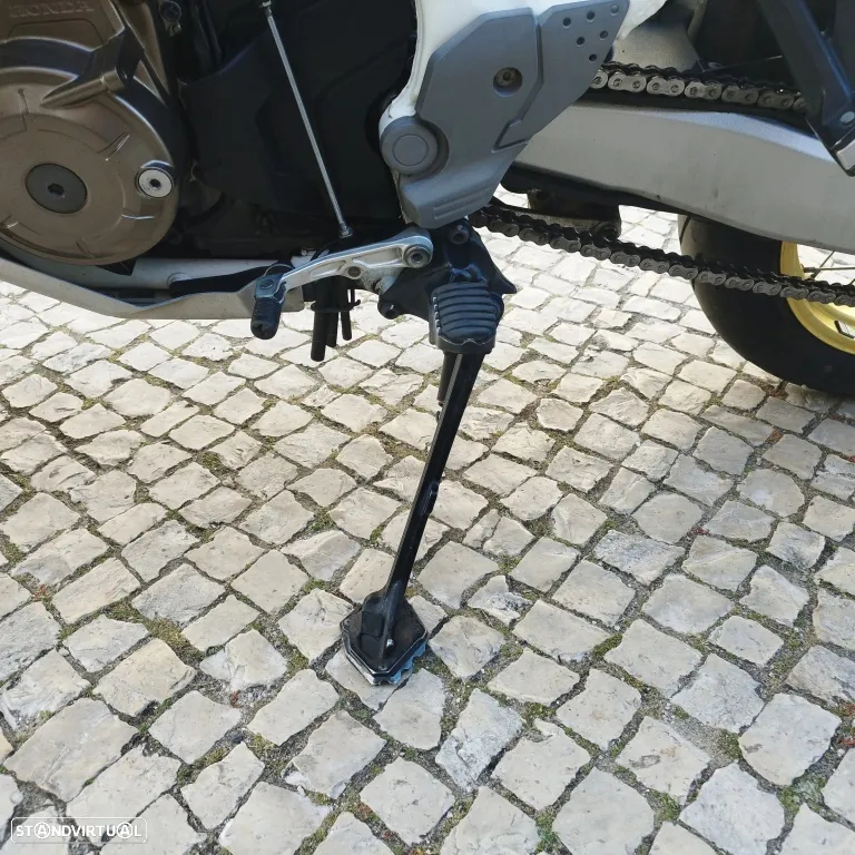 Honda Africa Twin 1000 - 7