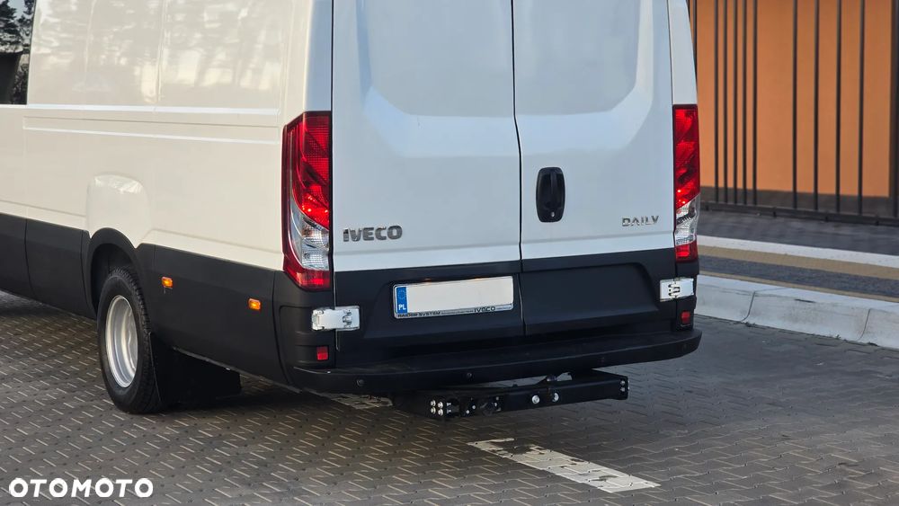 Iveco ❗️❗️DAILY 3.0 180KM MAXI 50C18 L4H3 JAK NOWY ❗️❗️NOWY MODEL / ZABUDOWA VIP 9 OSÓB HAUSER / 3500KG HAK / PIERWSZY WŁASCICIEL / BLASZAK / NAVI / KAMERA COFANIA / ZAWIESZENIE PNEUMATYCZNE AIR-PRO  / KLIMATYZACJA POSTOJOWA / SKRZYNIA MANUALNA / BLIŹNIAKI / TEMPOMAT / WERSJA WZMOCNIONA / FULL OPCJA / SERWIS ASO / SALON POLSKA / 35C15 50C15 35C18❗❗ JAK Z SALONU - NOWY -❗❗ - 20