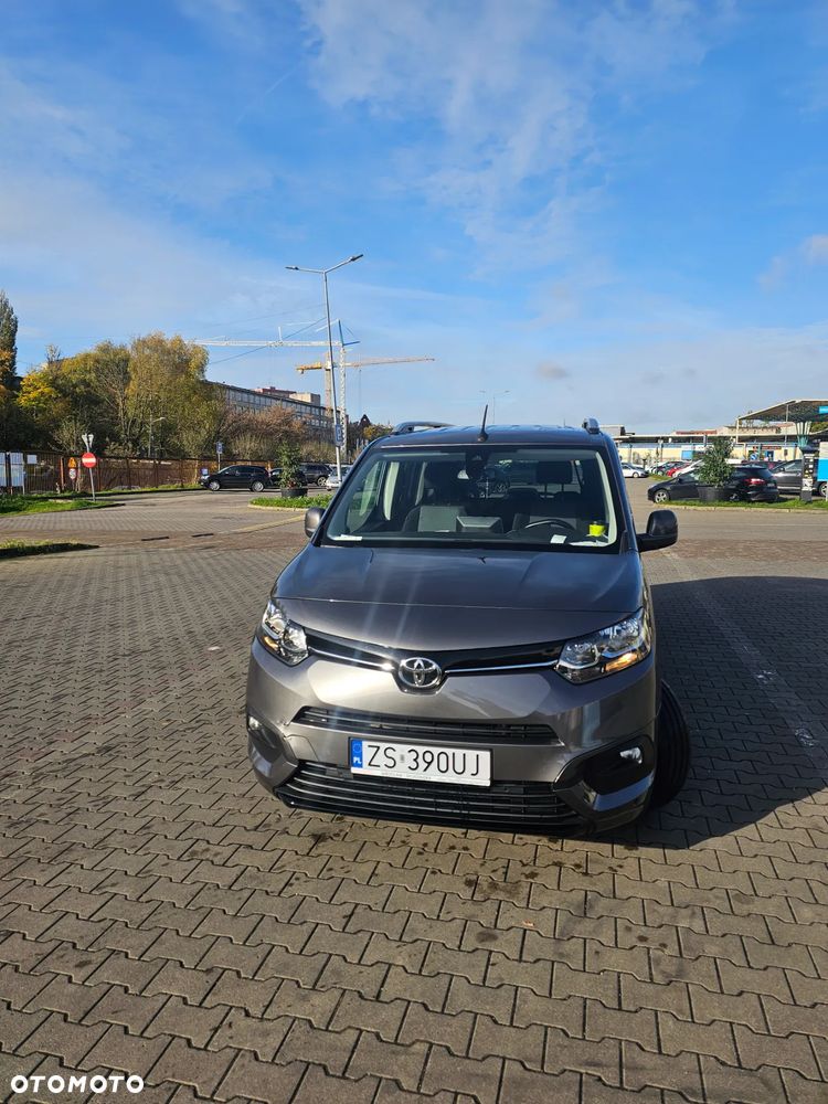 Toyota Proace City Verso Long 1.5 D-4D Family - 2