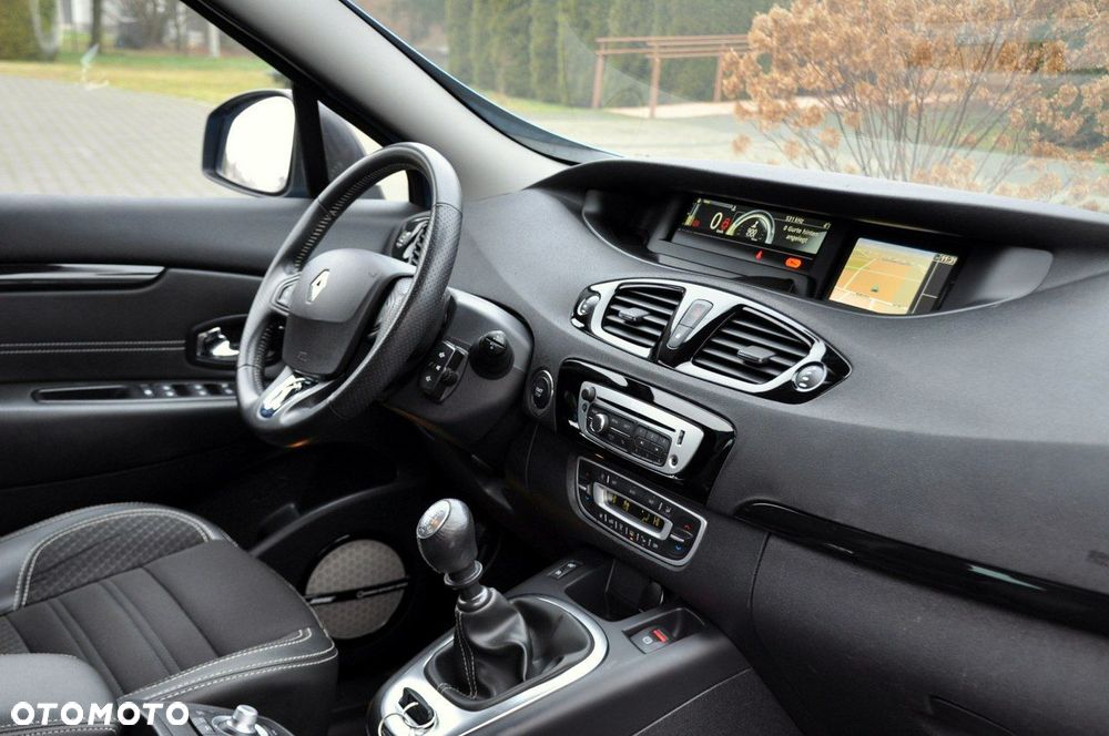 Renault Grand Scenic - 18