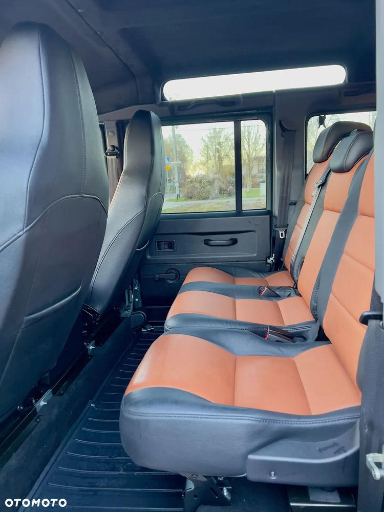 Land Rover Defender 2.2 TD4 SE - 14