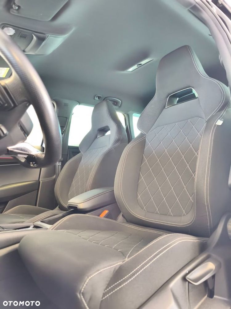 Skoda Karoq 2.0 TDI SCR 4x4 DSG Sportline - 15