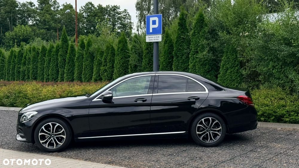 Mercedes-Benz Klasa C 180 7G-TRONIC - 30