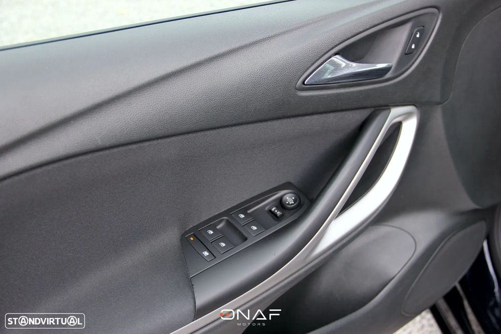 Opel Astra 1.0 Turbo Start/Stop 120 Anos - 13