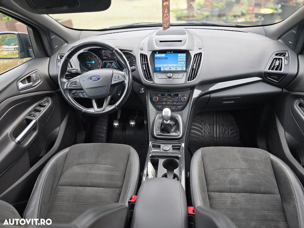 Ford Kuga 2.0 TDCi 2WD ST-Line - 5