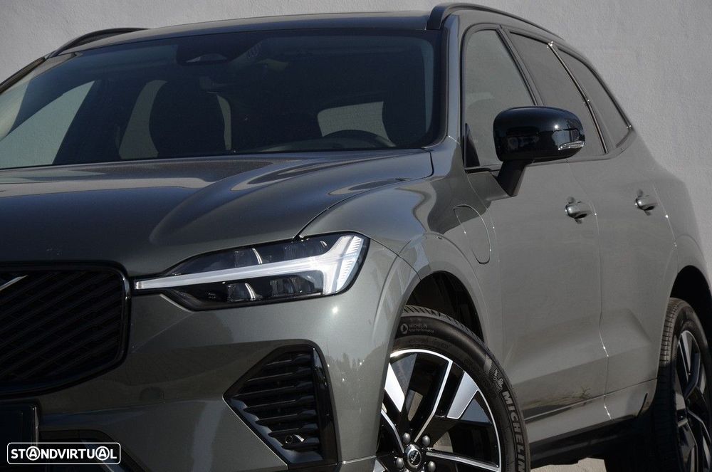 Volvo XC 60 2.0 T6 PHEV Plus Dark - 3