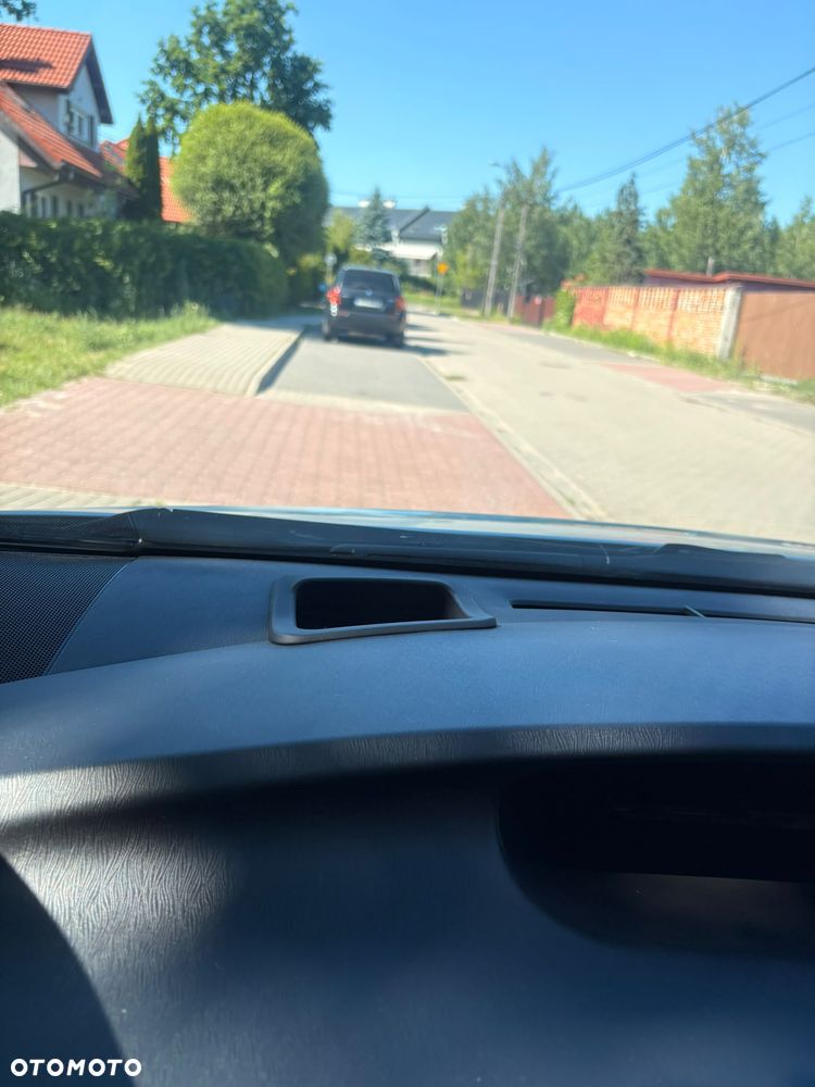 Toyota Prius - 36