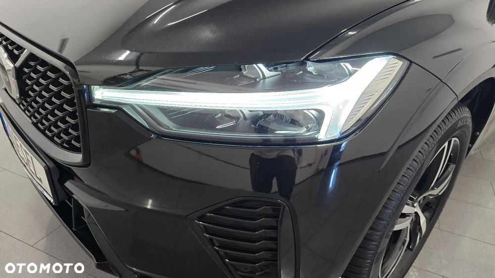 Volvo XC 60 B4 D Ultimate Dark - 11