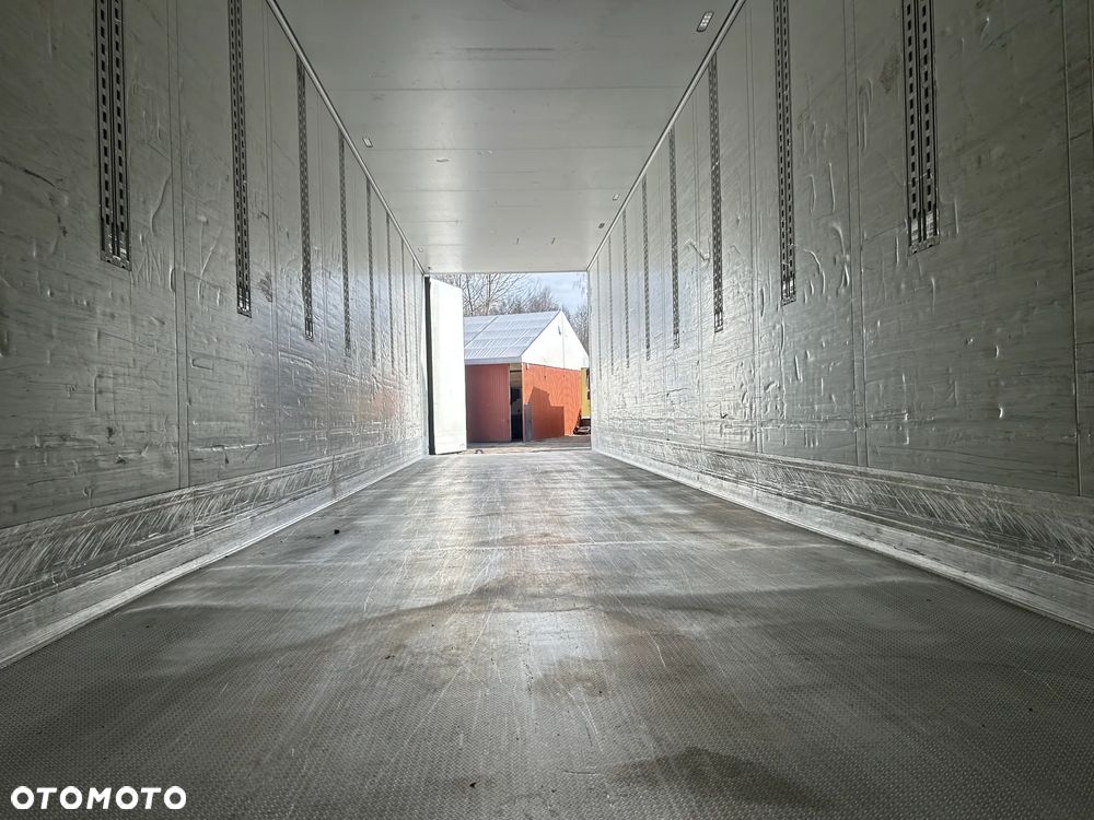 Schmitz Cargobull THERMO KING SL-200e / DOPPELSTOCK / 7 CM GRUBA ŚCIANA / DIESEL + ELEKTRYK / WYSOKOŚĆ W ŚRODKU 2.70 M / 2012 ROK !! - 40