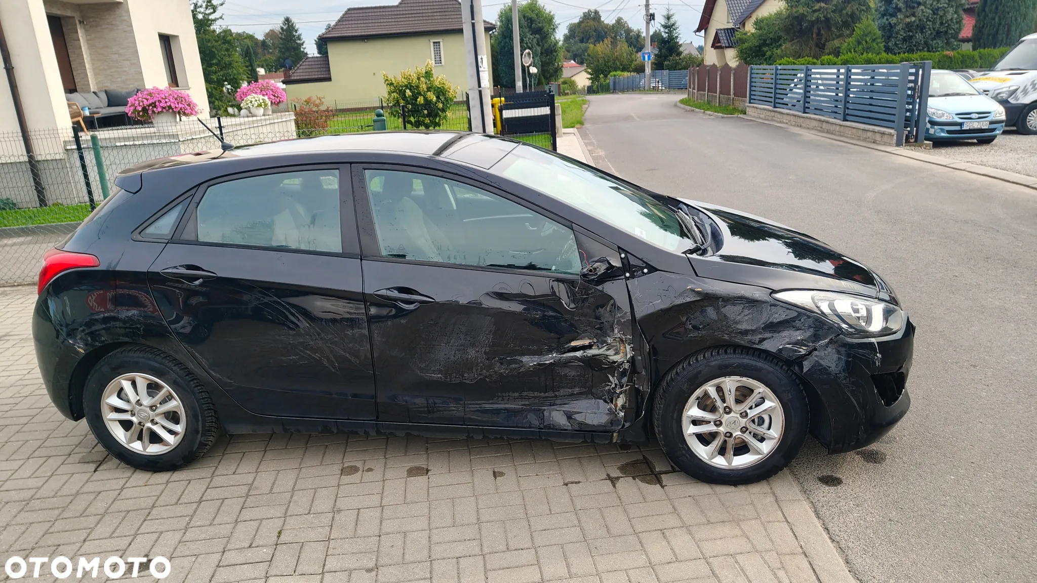 Hyundai i30 1.4 Classic + - 6