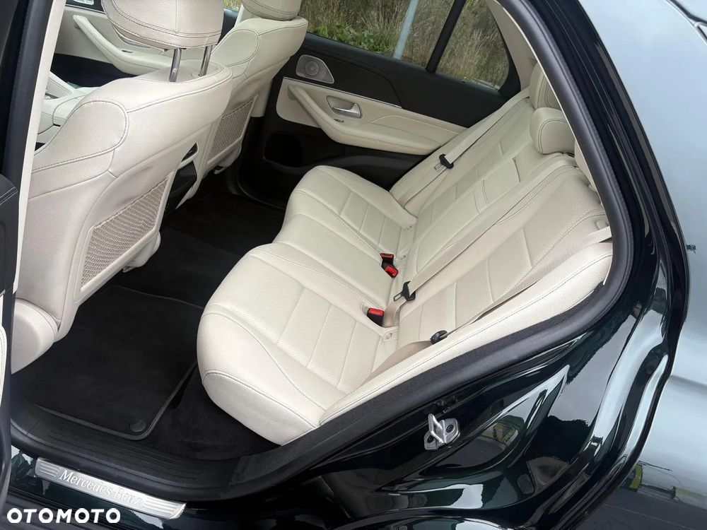 Mercedes-Benz GLE - 19
