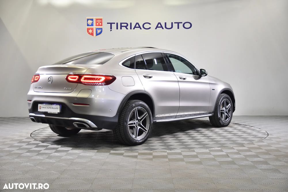 Mercedes-Benz GLC Coupe 300 e 4MATIC - 6
