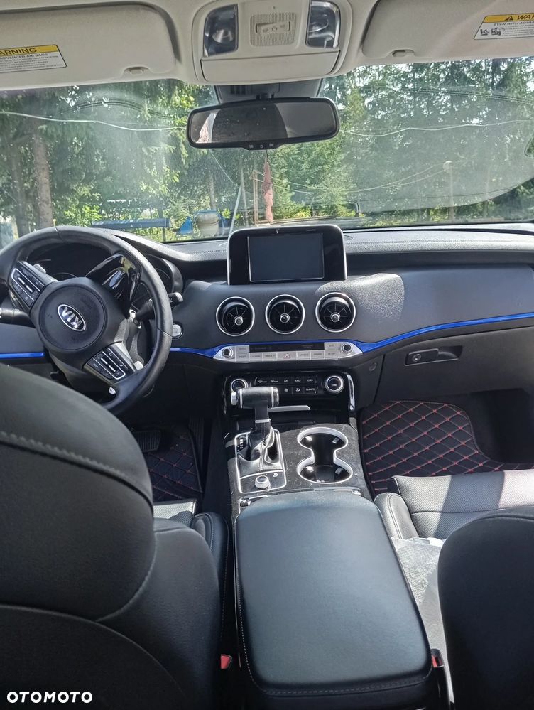 Kia Stinger 2.0 T-GDI GT Line - 12