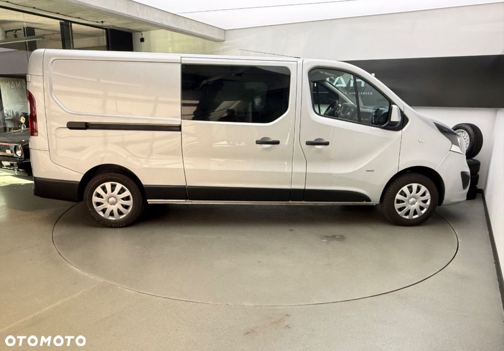 Opel Vivaro - 13