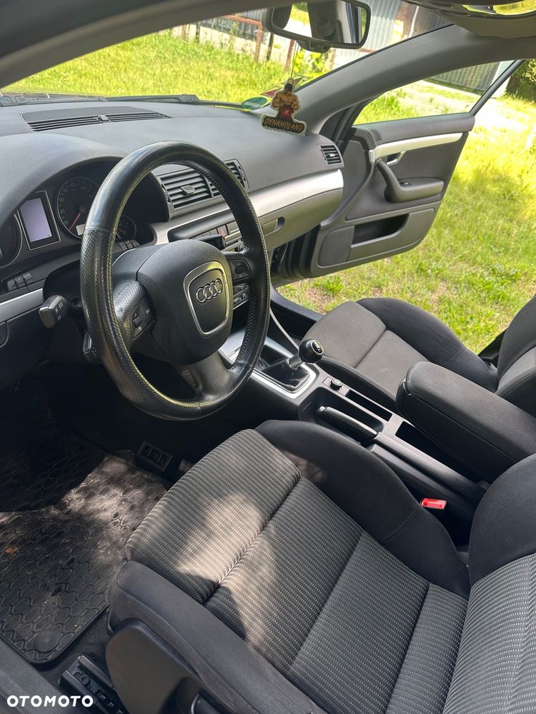 Audi A4 Avant - 31