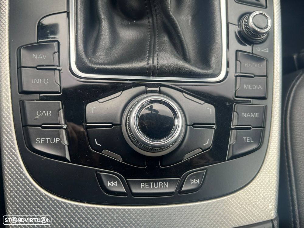 Audi A4 Avant 2.0 TDI Business Line S-line - 14