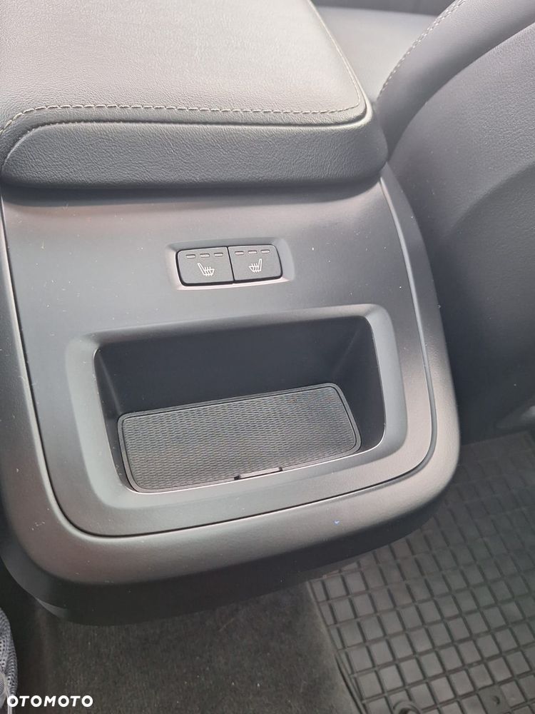 Volvo XC 60 B5 D AWD Geartronic RDesign - 37