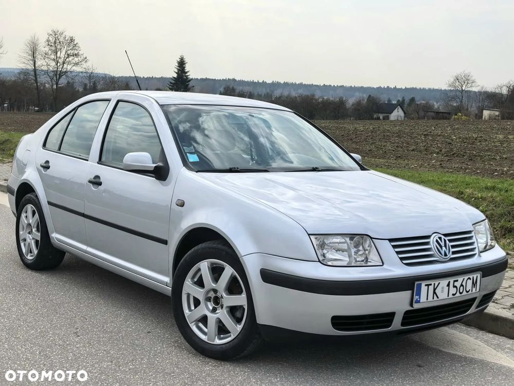 Volkswagen Bora 1.9 TDI Comfortline - 2