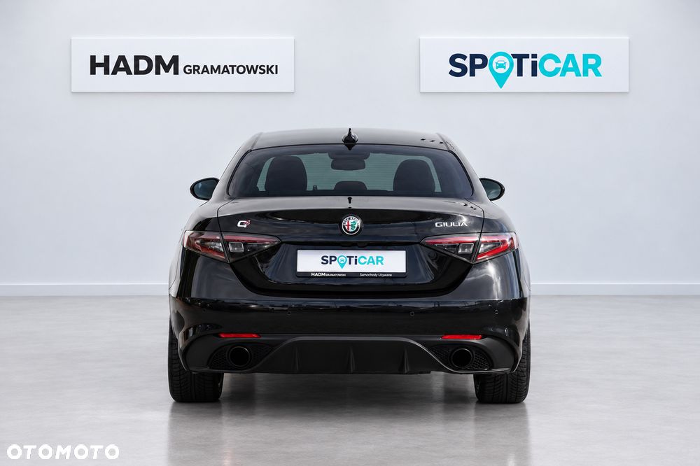 Alfa Romeo Giulia 2.0 Turbo Veloce Q4 - 6