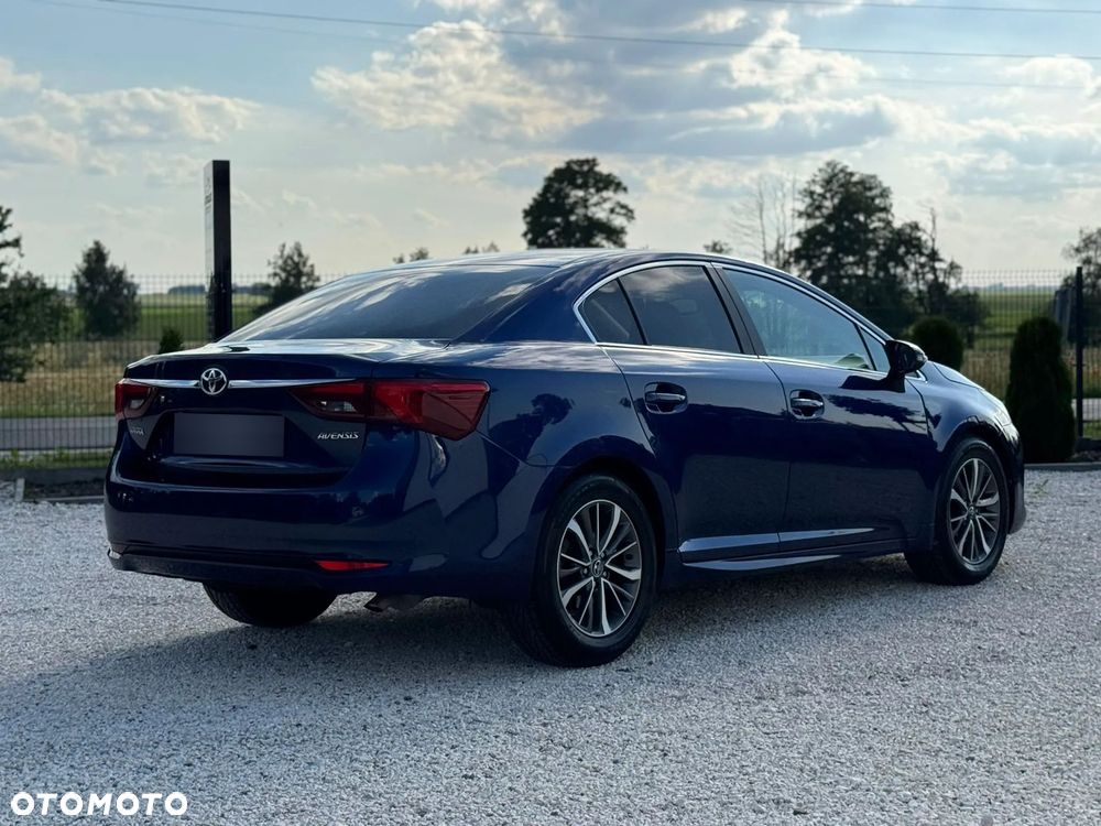 Toyota Avensis 2.0 D-4D Prestige - 27
